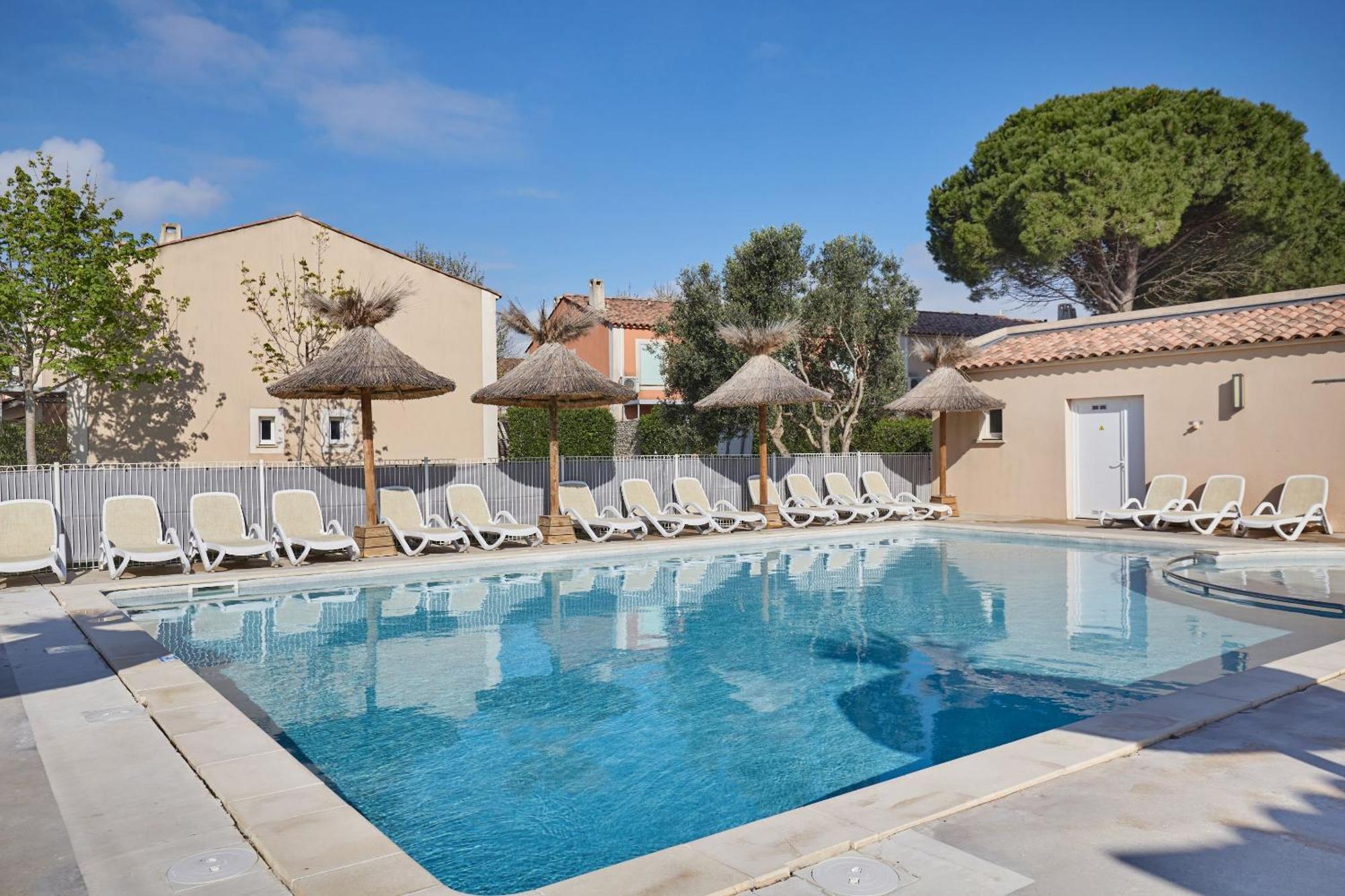 Residence Odalys Le Mas Des Flamants Aigues-Mortes Luaran gambar